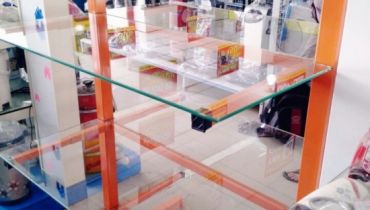 Làm kệ trưng bày sản phẩm